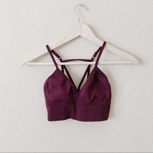 VS PINK! MAROON SPORTS BRA!